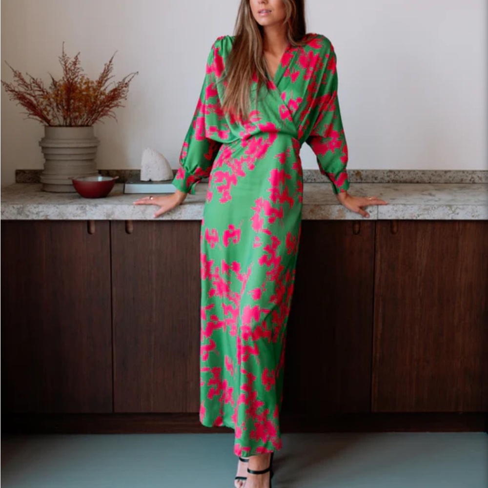 Chic Long Sleeve Green and Pink Dress